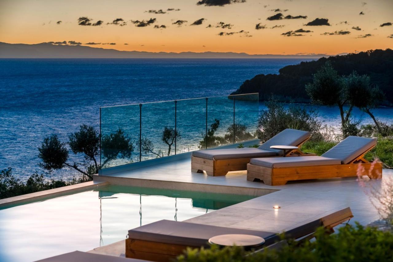 Ktima Agrapidos - Grandpa Villa Poros  ภายนอก รูปภาพ