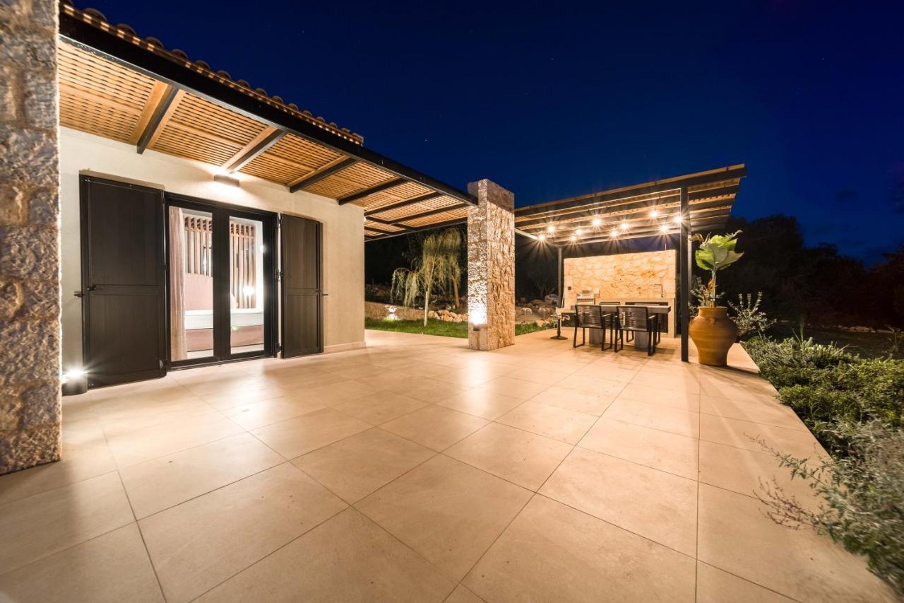 Ktima Agrapidos - Grandpa Villa Poros  ภายนอก รูปภาพ