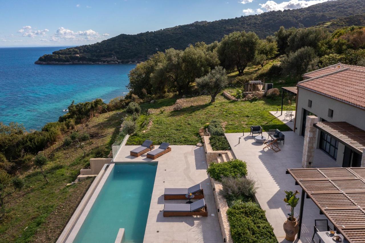 Ktima Agrapidos - Grandpa Villa Poros  ภายนอก รูปภาพ