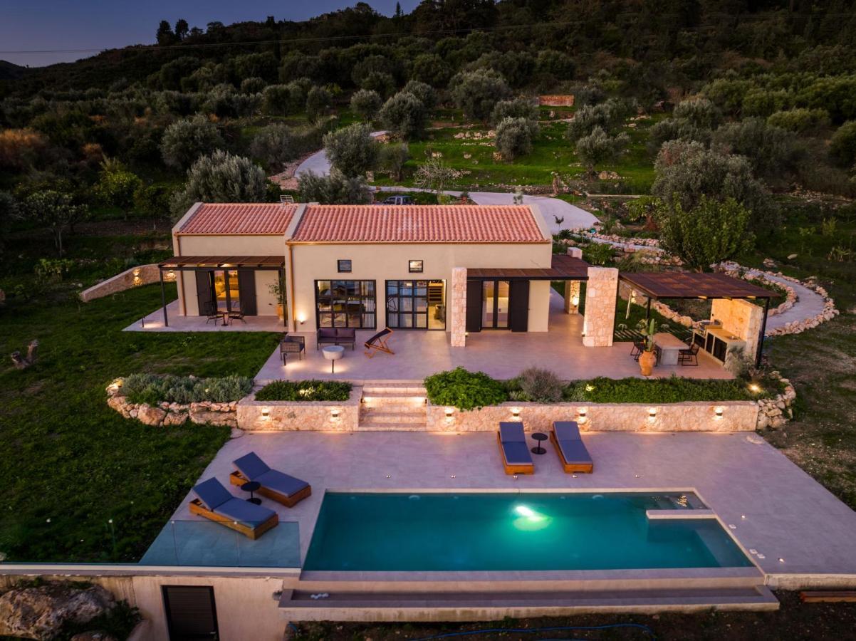 Ktima Agrapidos - Grandpa Villa Poros  ภายนอก รูปภาพ
