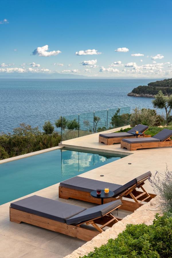 Ktima Agrapidos - Grandpa Villa Poros  ภายนอก รูปภาพ